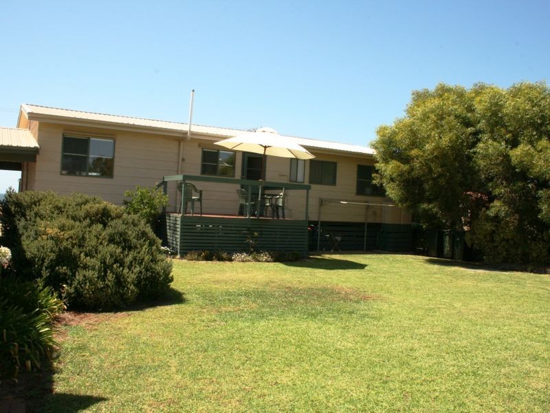 38 Esplanade, Port Vincent SA 5581