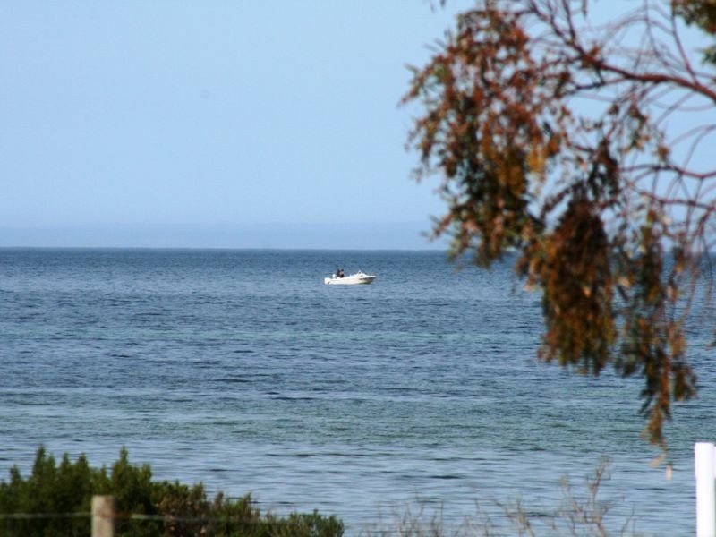 38 Esplanade, Port Vincent SA 5581