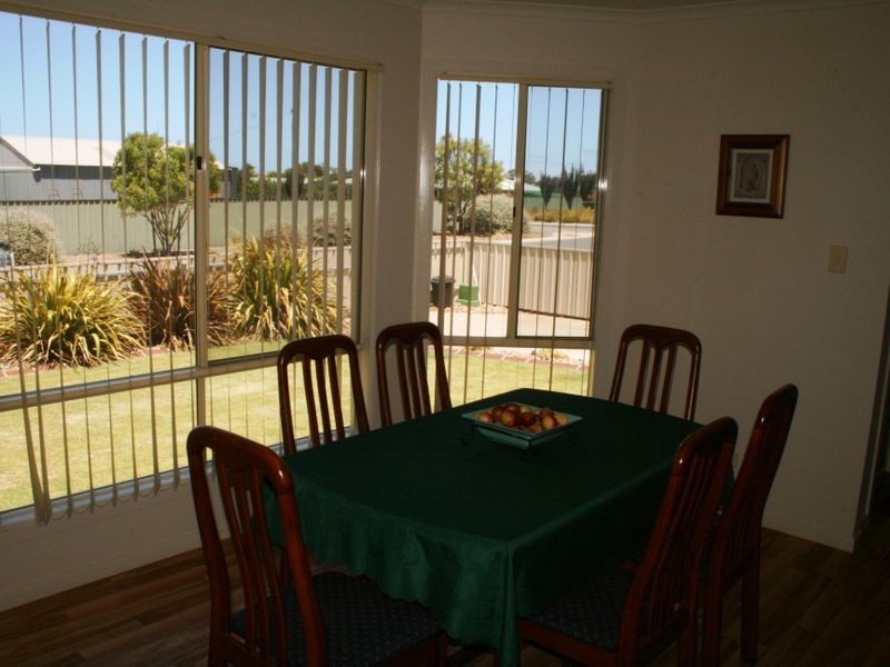 3 Adonis Court, Port Vincent SA 5581