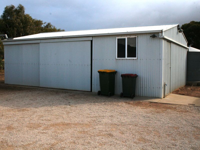 Section/100 Cemetery Road, Minlaton SA 5575