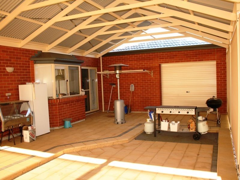 52 Main Street, Port Vincent SA 5581