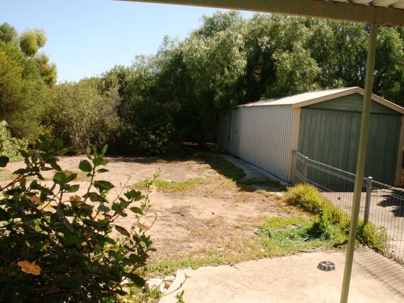 9 Ford Ave, Port Vincent SA 5581