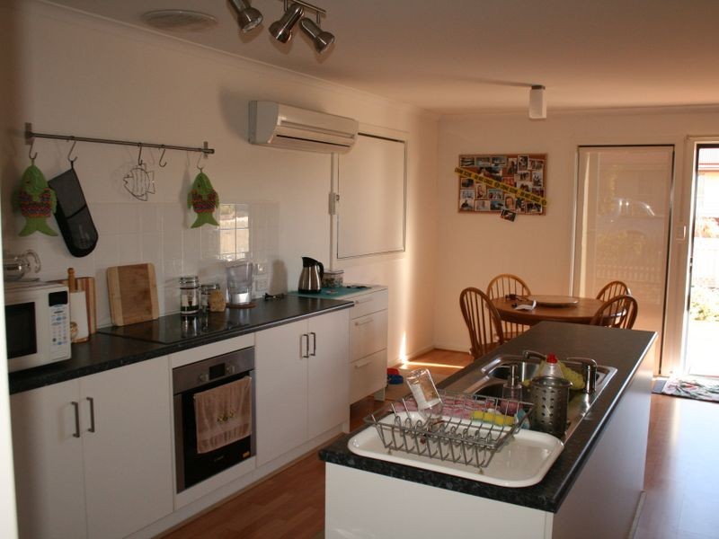6 Hawk Road, Port Vincent SA 5581