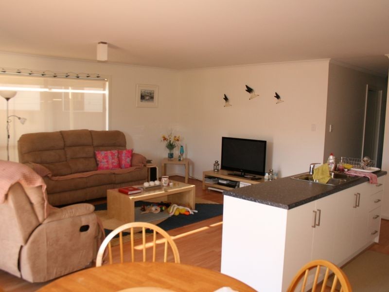 6 Hawk Road, Port Vincent SA 5581