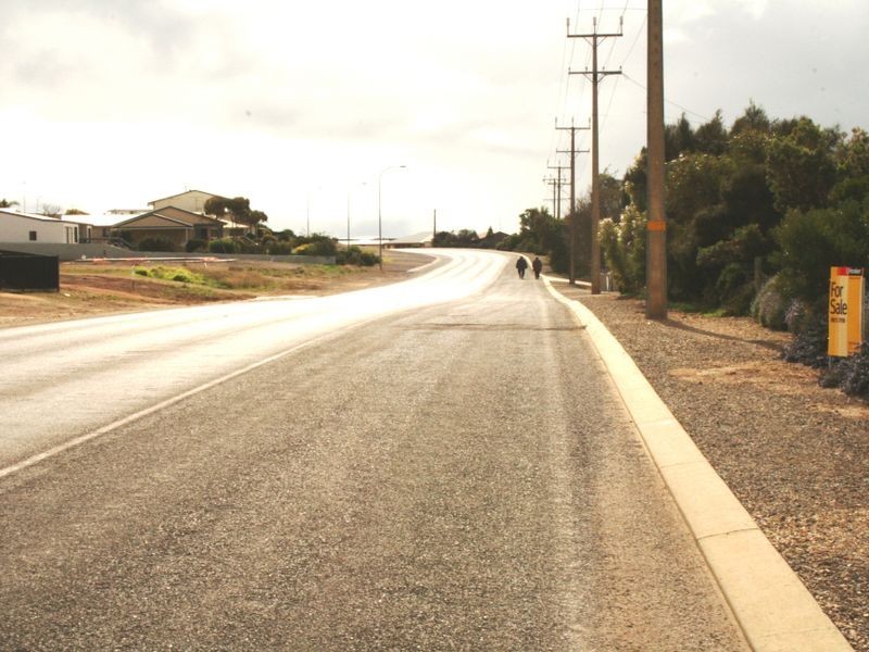 114 Bayview Road, Point Turton SA 5575