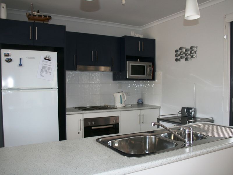 9 Kooringa Street, Port Vincent SA 5581