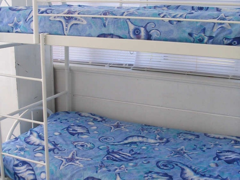 23 Marine Parade (Next to Hotel), Port Vincent SA 5581