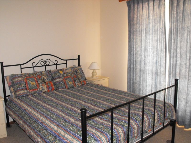 12 Rogues Point, Rogues Point SA 5571