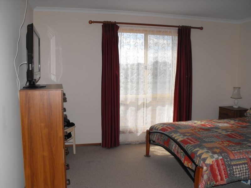 12 Rogues Point, Rogues Point SA 5571