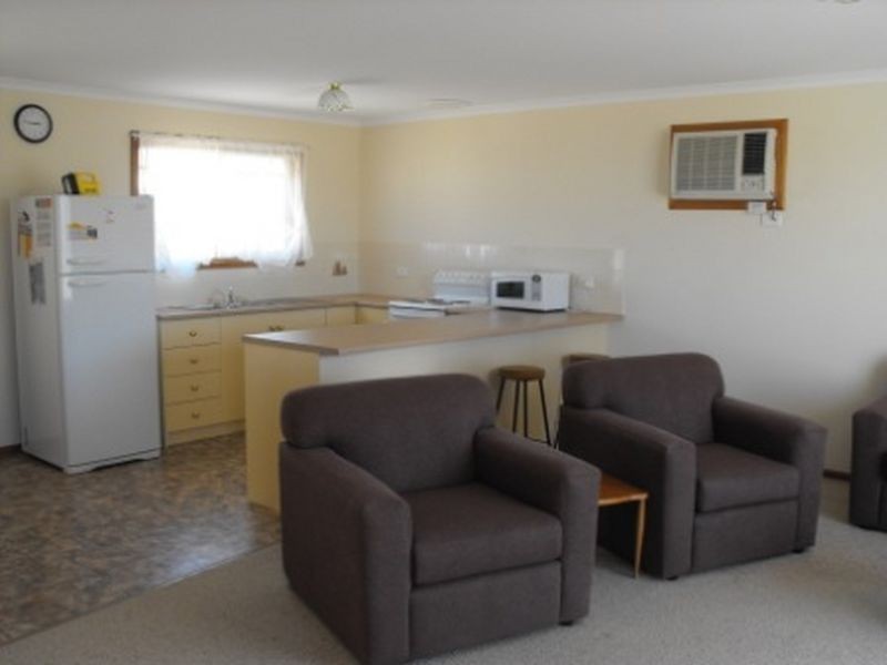 12 Rogues Point, Rogues Point SA 5571