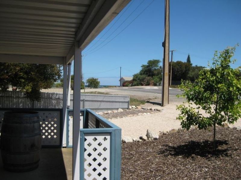 12 Ramsay Street, Port Vincent SA 5581