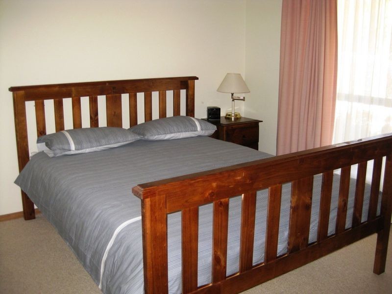 15 Wauraltee Road, Port Vincent SA 5581