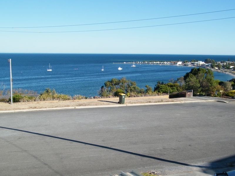 13 Smith St, Port Vincent SA 5581