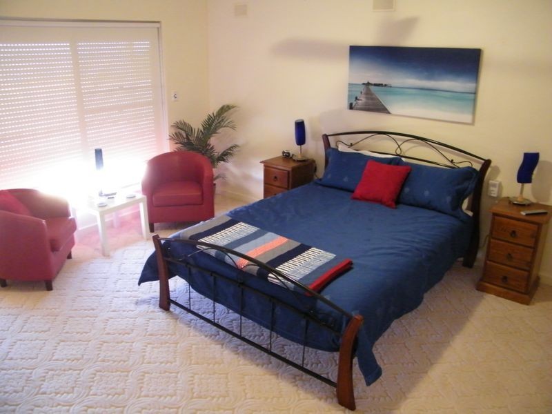 13 Smith St, Port Vincent SA 5581