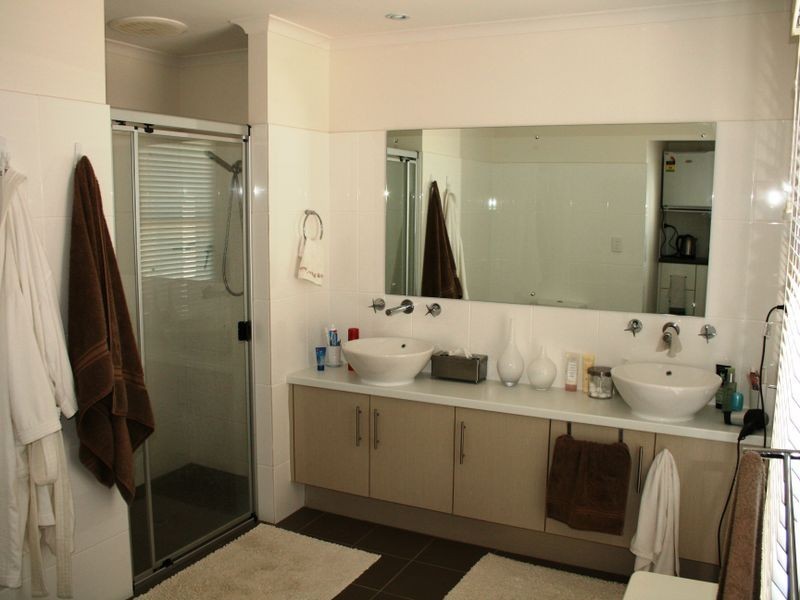 42 Marina Dve, Port Vincent SA 5581