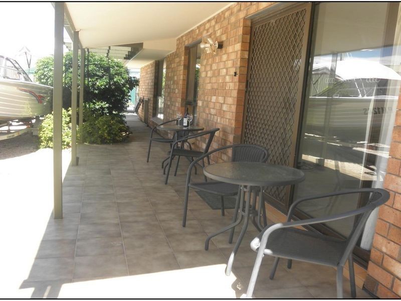 15 Wauraltee Road, Port Vincent SA 5581