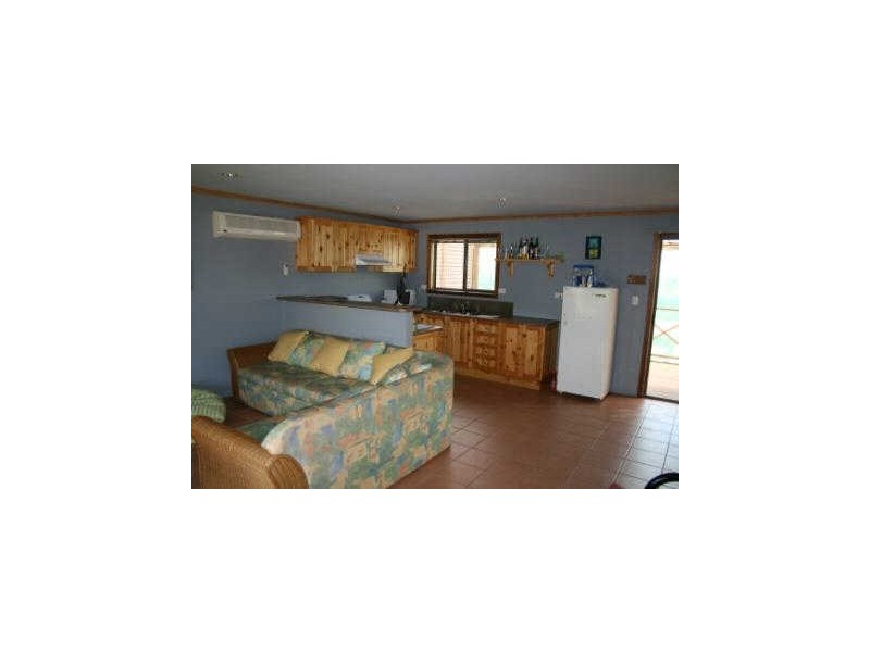 32 Mesnil Drive, Port Clinton SA 5570