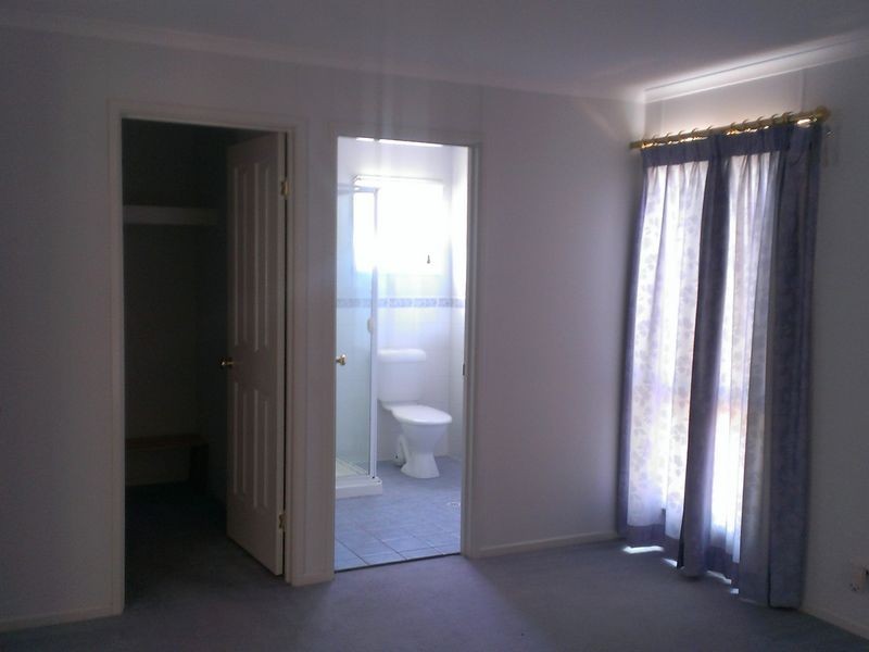 28 Clinton Road, Maitland SA 5573