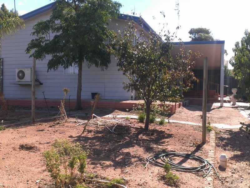 28 Clinton Road, Maitland SA 5573