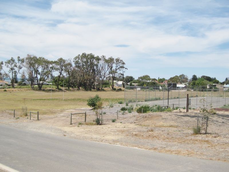 6 Parsons Street, Port Vincent SA 5581