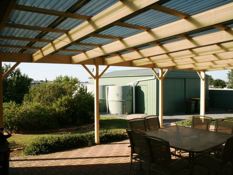 5 Maitland Rd, Ardrossan SA 5571