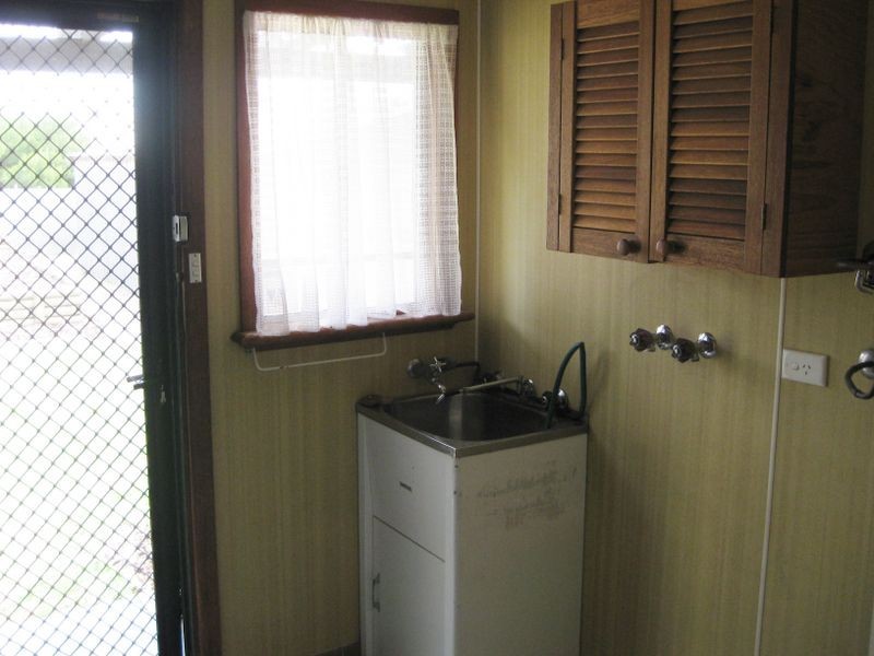 18 Curramulka Road, Port Vincent SA 5581