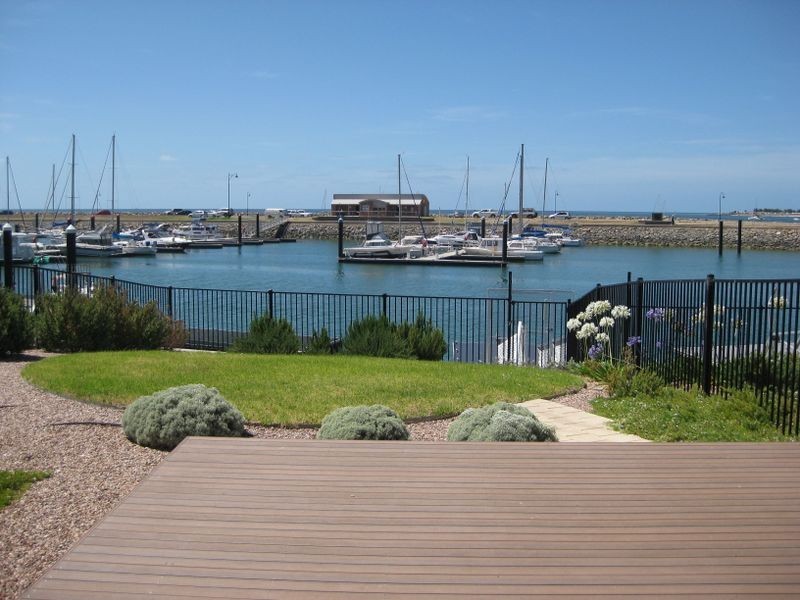 12A Marina Drive, Port Vincent SA 5581