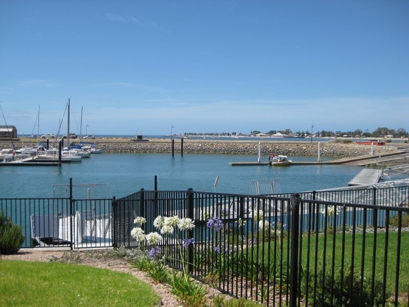 12A Marina Drive, Port Vincent SA 5581