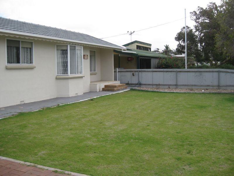 7 Bennett St, Port Vincent SA 5581
