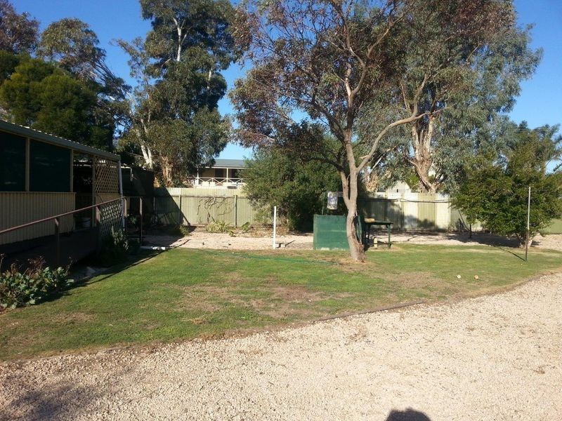 32 Yararoo Drive, Port Clinton SA 5570