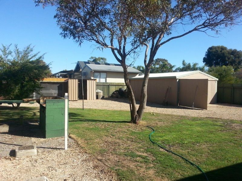 32 Yararoo Drive, Port Clinton SA 5570