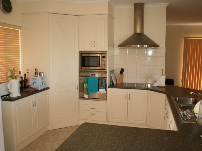 78 Hickeys Drive, Coobowie SA 5583