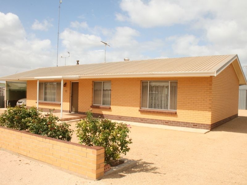 12 Horn Street, Price SA 5570