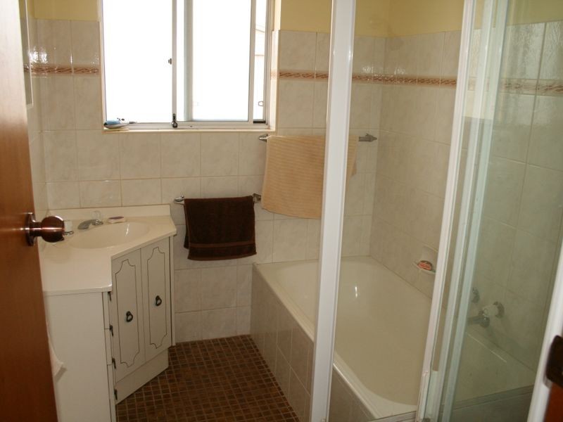 12 Horn Street, Price SA 5570