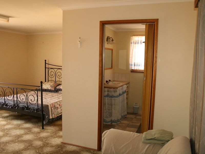 15 Wandilta Terrace, Price SA 5570