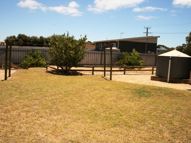 15 Wandilta Terrace, Price SA 5570
