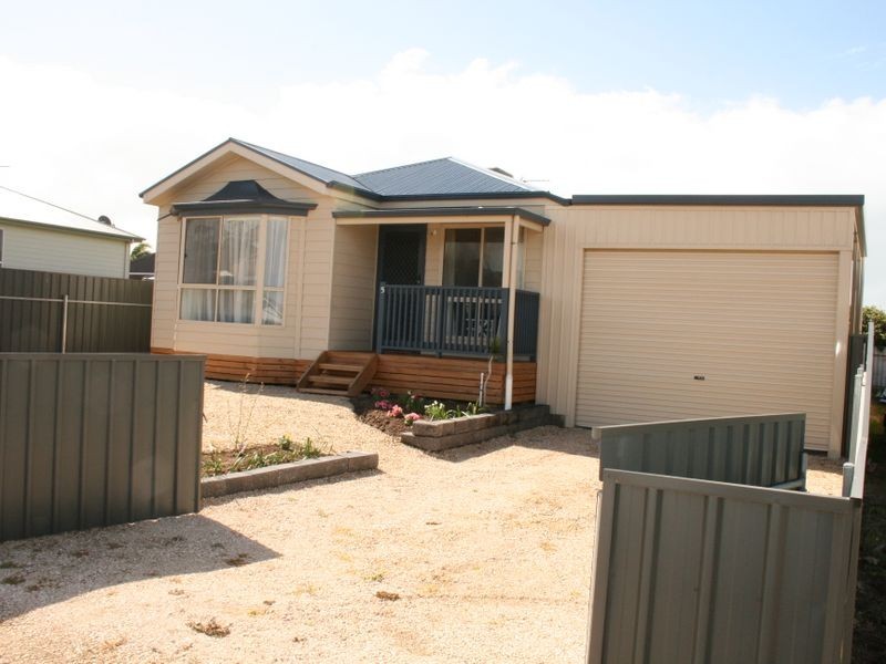 5 Stormbird Street, Port Vincent SA 5581