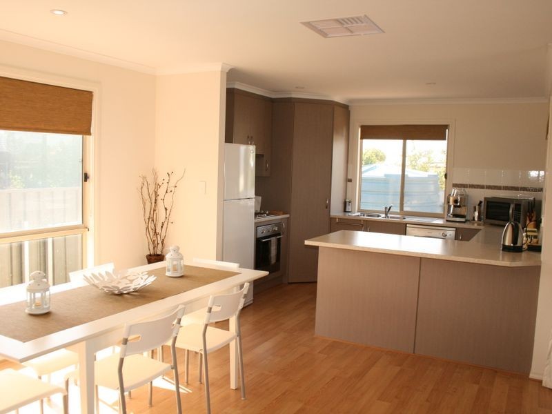 5 Stormbird Street, Port Vincent SA 5581