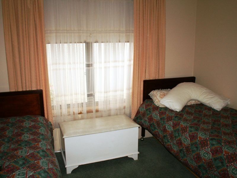 7 McPharlin Avenue, Port Vincent SA 5581