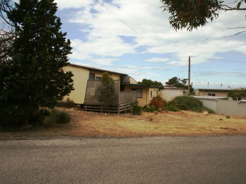 8 Rogues Point Road, Rogues Point SA 5571