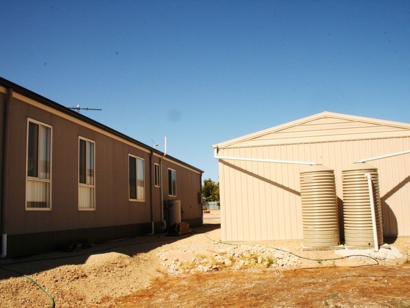 13 Douglas Court, Tiddy Widdy Beach SA 5571