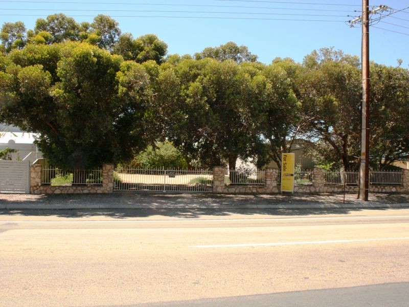 65 Main Coast Road, Pine Point SA 5571