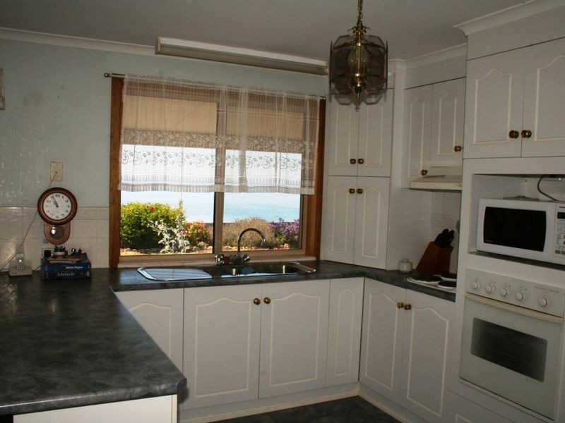 65 Main Coast Road, Pine Point SA 5571