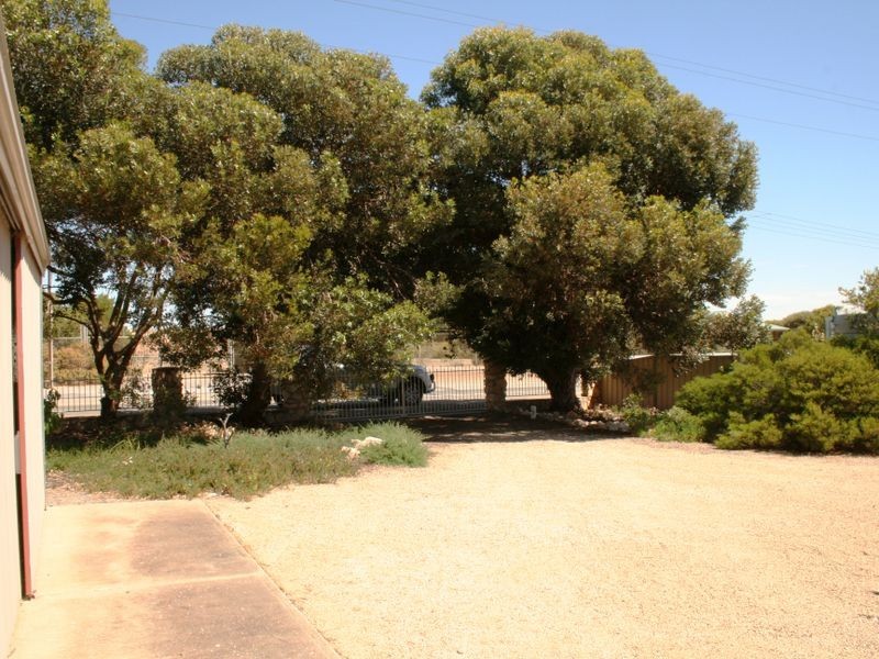 65 Main Coast Road, Pine Point SA 5571