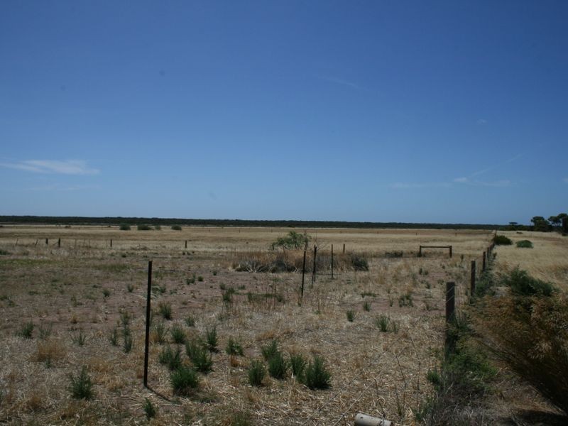 Lots 358 & Moorara Drive, Price SA 5570