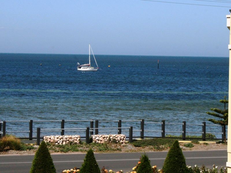 75 Marine Parade / Lime Kiln Rd, Port Vincent SA 5581