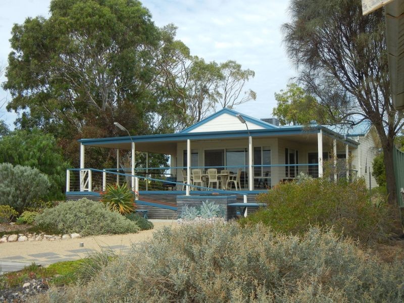 132 Black Point Drive, Black Point SA 5571
