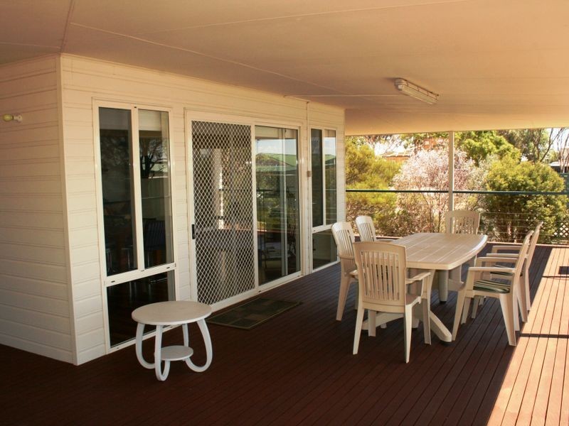 132 Black Point Drive, Black Point SA 5571