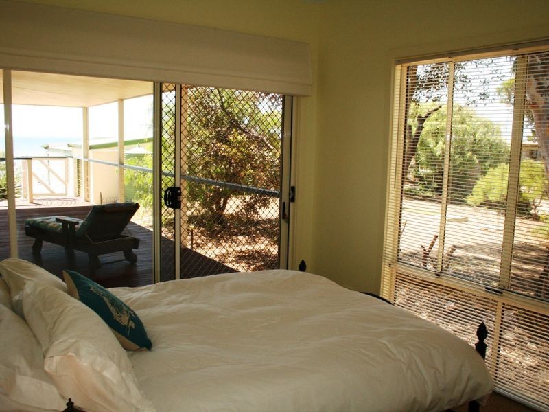 132 Black Point Drive, Black Point SA 5571