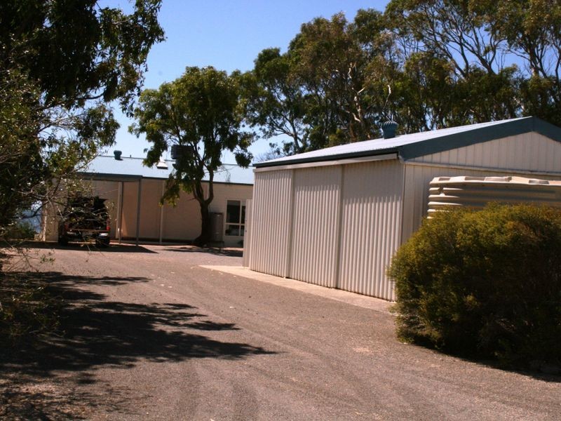 132 Black Point Drive, Black Point SA 5571